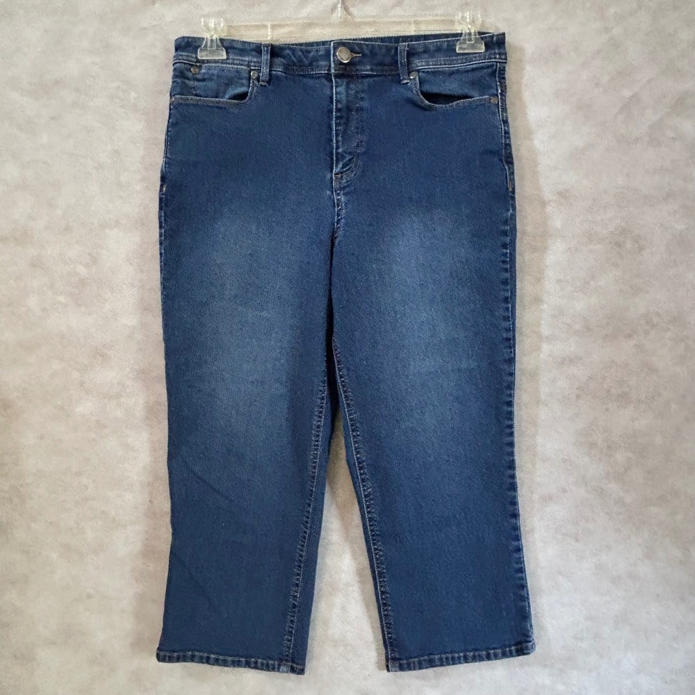 Christopher & Banks Women Medium Wash Denim Capri Jeans Size 10 Cropped Stretch‎